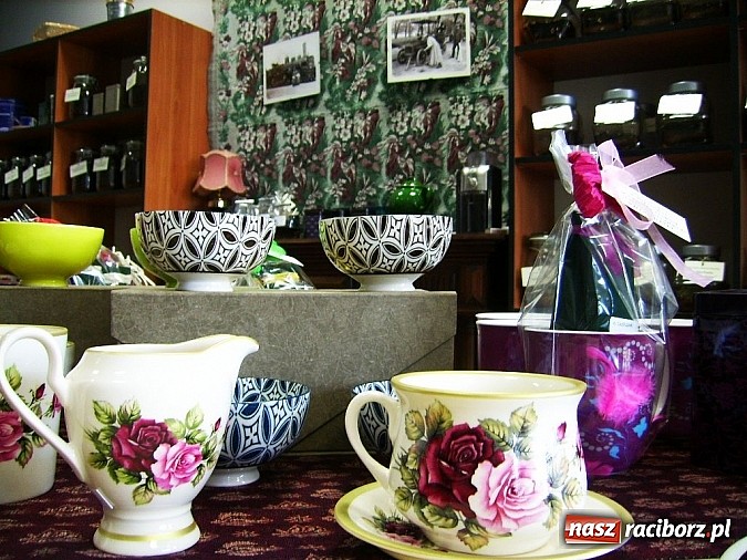 Zdjęcie w galerii na portalu naszraciborz.pl: Dzień Kobiet w Mydlarni i Herbaciarni Skarby Świata Całego wiadomości z regionu