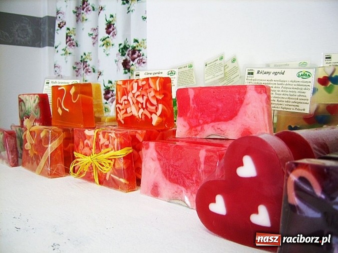 Zdjęcie w galerii na portalu naszraciborz.pl: Dzień Kobiet w Mydlarni i Herbaciarni Skarby Świata Całego wiadomości z regionu