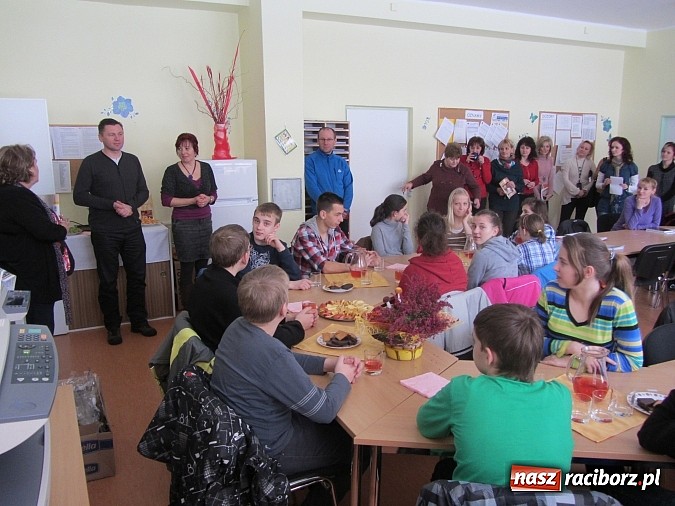 Zdjęcie w galerii na portalu naszraciborz.pl: Uczniowie z Krzanowic na nartach w Słowacji wiadomości z regionu