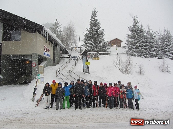 Zdjęcie w galerii na portalu naszraciborz.pl: Uczniowie z Krzanowic na nartach w Słowacji wiadomości z regionu