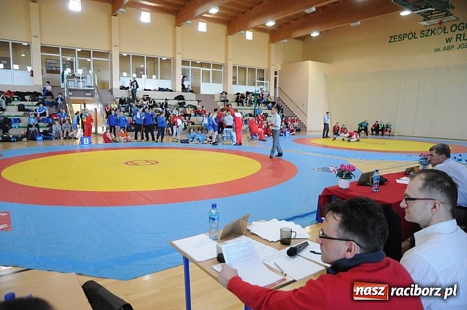 Zdjęcie w galerii na portalu naszraciborz.pl: Złoto Pauli Kozłow na Międzynarodowych Mistrzostwach Polski w zapasach kobiet wiadomości z regionu