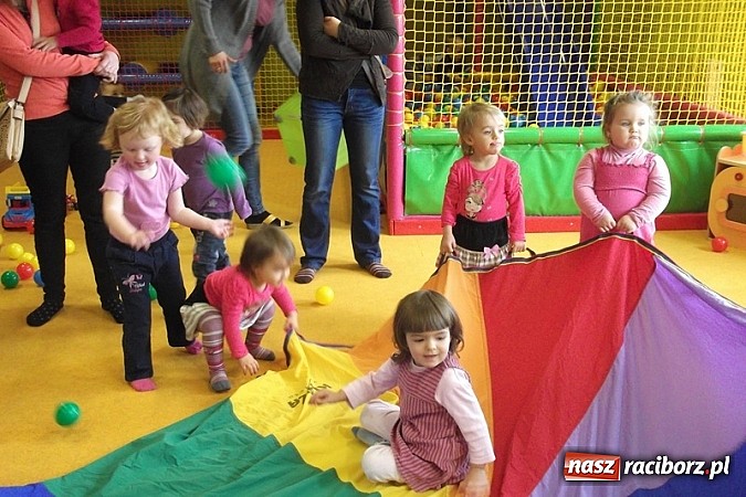 Zdjęcie w galerii na portalu naszraciborz.pl: W Fiku-Miku wydarzenie goni wydarzenie wiadomości z regionu