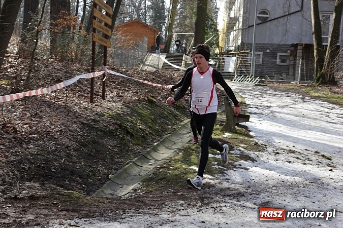 Zdjęcie w galerii na portalu naszraciborz.pl: II Bieg Twardziela w raciborskim Arboretum wiadomości z regionu