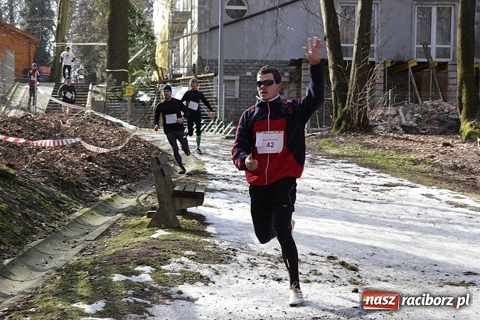 Zdjęcie w galerii na portalu naszraciborz.pl: II Bieg Twardziela w raciborskim Arboretum wiadomości z regionu