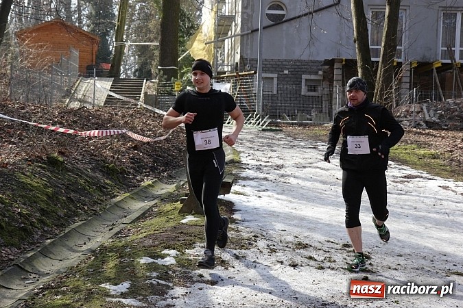 Zdjęcie w galerii na portalu naszraciborz.pl: II Bieg Twardziela w raciborskim Arboretum wiadomości z regionu