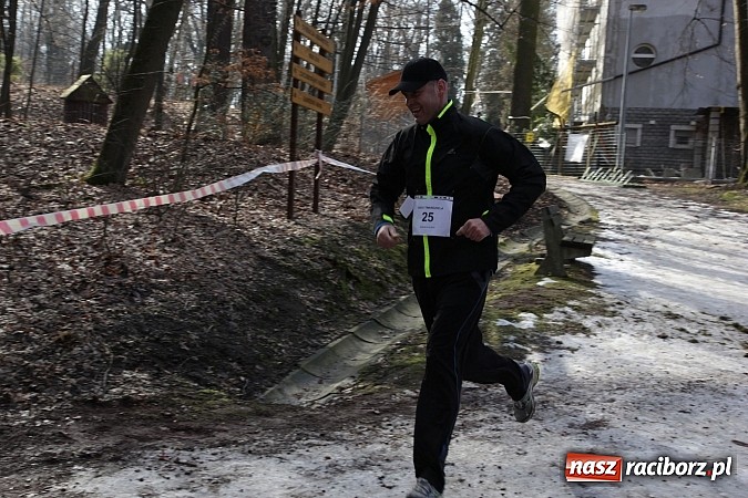 Zdjęcie w galerii na portalu naszraciborz.pl: II Bieg Twardziela w raciborskim Arboretum wiadomości z regionu