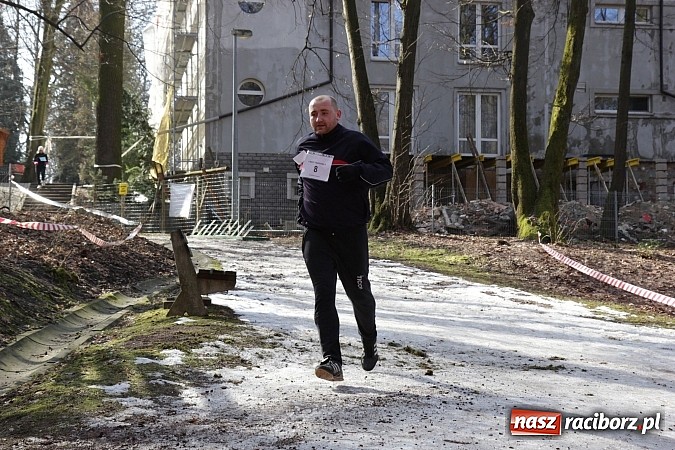 Zdjęcie w galerii na portalu naszraciborz.pl: II Bieg Twardziela w raciborskim Arboretum wiadomości z regionu