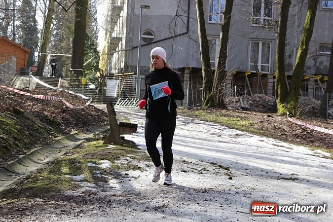 Zdjęcie w galerii na portalu naszraciborz.pl: II Bieg Twardziela w raciborskim Arboretum wiadomości z regionu