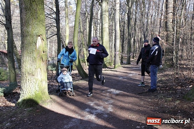 Zdjęcie w galerii na portalu naszraciborz.pl: II Bieg Twardziela w raciborskim Arboretum wiadomości z regionu