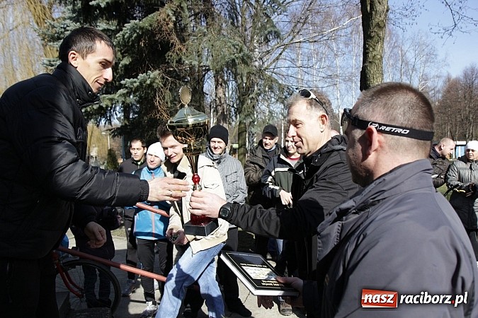 Zdjęcie w galerii na portalu naszraciborz.pl: II Bieg Twardziela w raciborskim Arboretum wiadomości z regionu
