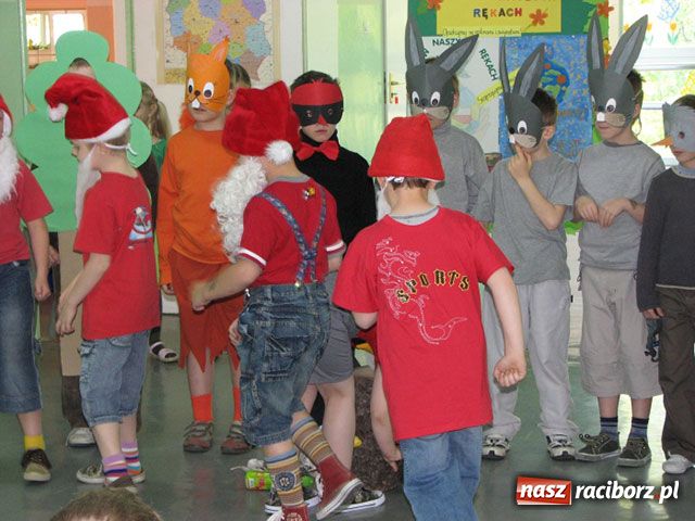 Zdjęcie w galerii na portalu naszraciborz.pl: Eko-Asy z II i III klasy wiadomości z regionu