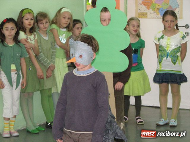 Zdjęcie w galerii na portalu naszraciborz.pl: Eko-Asy z II i III klasy wiadomości z regionu