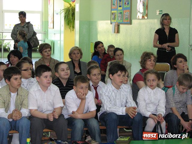 Zdjęcie w galerii na portalu naszraciborz.pl: Eko-Asy z II i III klasy wiadomości z regionu