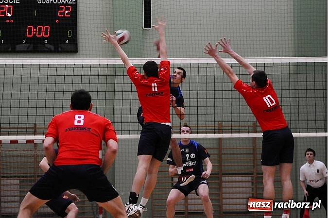 Zdjęcie w galerii na portalu naszraciborz.pl: AZS Rafako o krok od fazy play-off wiadomości z regionu