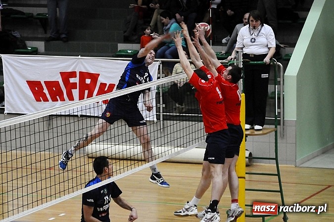 Zdjęcie w galerii na portalu naszraciborz.pl: AZS Rafako o krok od fazy play-off wiadomości z regionu