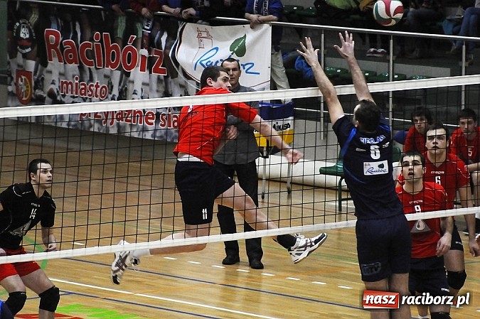 Zdjęcie w galerii na portalu naszraciborz.pl: AZS Rafako o krok od fazy play-off wiadomości z regionu