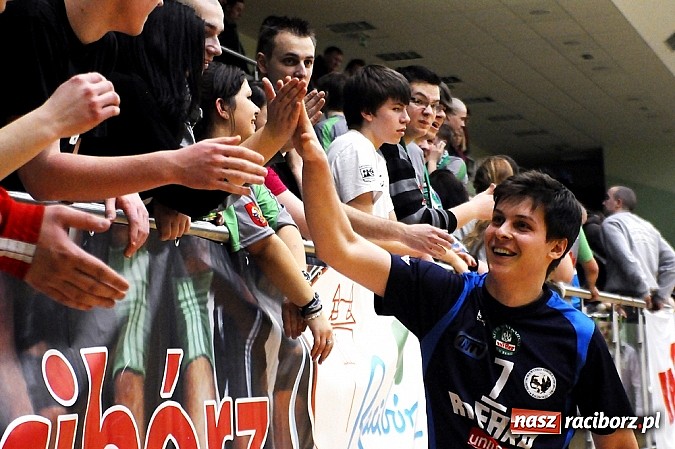 Zdjęcie w galerii na portalu naszraciborz.pl: AZS Rafako o krok od fazy play-off wiadomości z regionu