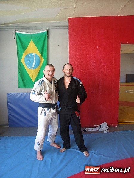 Zdjęcie w galerii na portalu naszraciborz.pl: Mistrz Mariusz Linke zawitał do Raciborza wiadomości z regionu