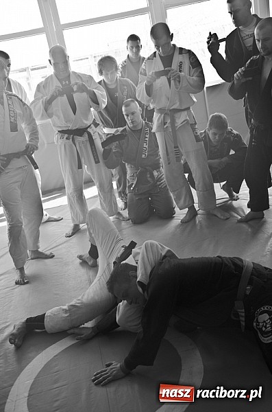 Zdjęcie w galerii na portalu naszraciborz.pl: Mistrz Mariusz Linke zawitał do Raciborza wiadomości z regionu