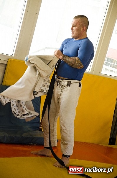 Zdjęcie w galerii na portalu naszraciborz.pl: Mistrz Mariusz Linke zawitał do Raciborza wiadomości z regionu