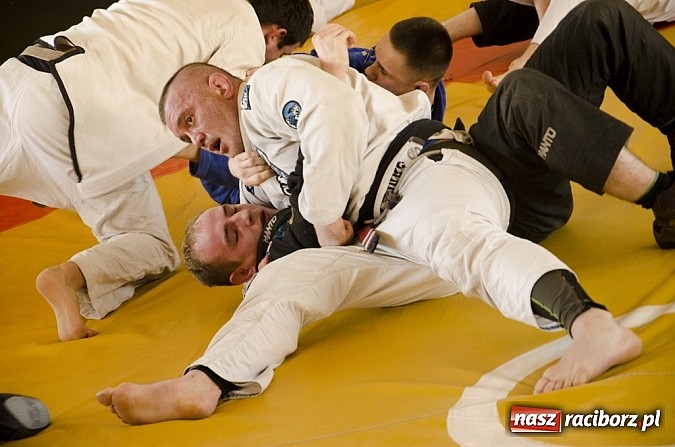 Zdjęcie w galerii na portalu naszraciborz.pl: Mistrz Mariusz Linke zawitał do Raciborza wiadomości z regionu