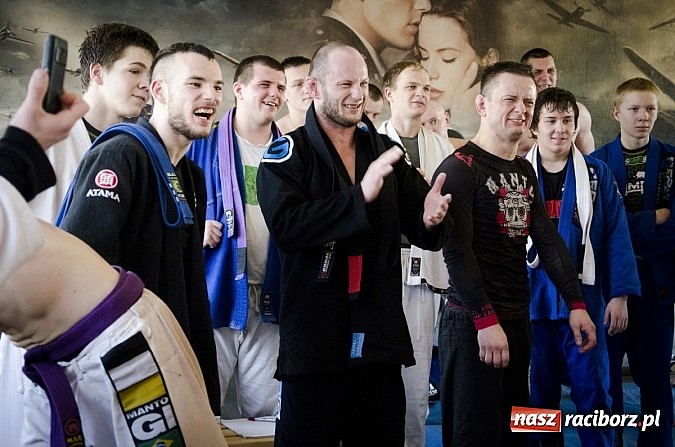 Zdjęcie w galerii na portalu naszraciborz.pl: Mistrz Mariusz Linke zawitał do Raciborza wiadomości z regionu