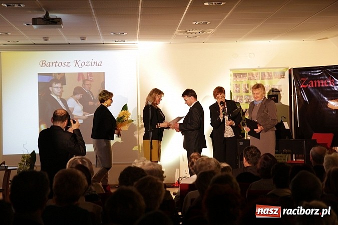 Zdjęcie w galerii na portalu naszraciborz.pl: Pantofelek 2012 dla Krystyny Lamczyk wiadomości z regionu