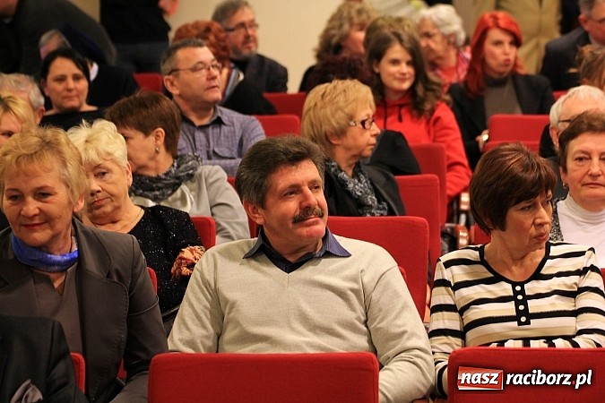 Zdjęcie w galerii na portalu naszraciborz.pl: Pantofelek 2012 dla Krystyny Lamczyk wiadomości z regionu