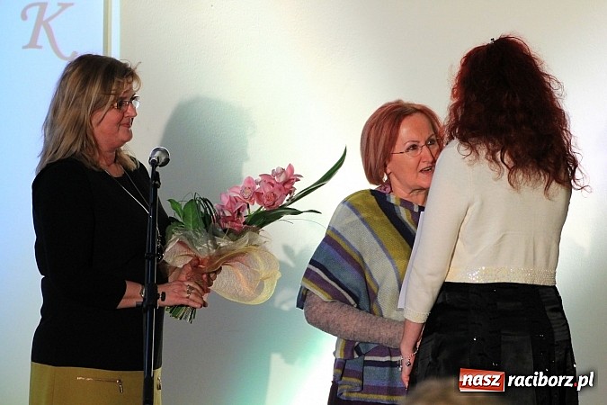 Zdjęcie w galerii na portalu naszraciborz.pl: Pantofelek 2012 dla Krystyny Lamczyk wiadomości z regionu