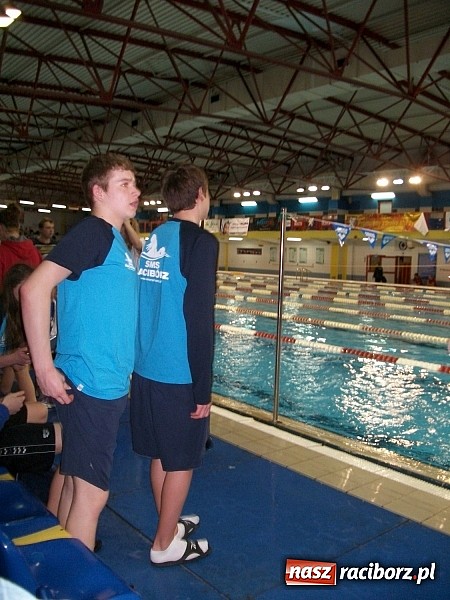 Zdjęcie w galerii na portalu naszraciborz.pl: Pływanie: 3 x złoto Angeliki Wikieł wiadomości z regionu