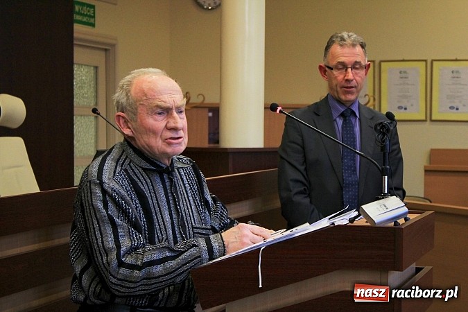 Zdjęcie w galerii na portalu naszraciborz.pl: Mieszkańcy Nowych Zagród rozczarowani spotkaniem. Przyszli żeby się rozejść wiadomości z regionu