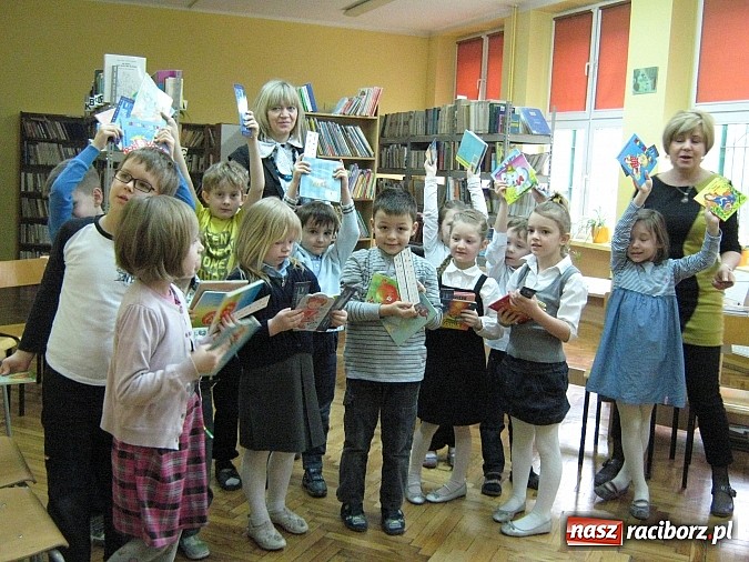 Zdjęcie w galerii na portalu naszraciborz.pl: Bezpieczeństwo i pierwsza pomoc w SP 13 wiadomości z regionu