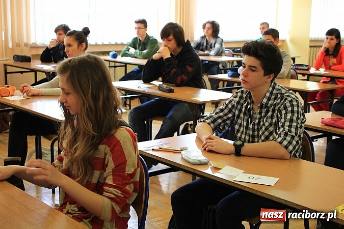 Zdjęcie w galerii na portalu naszraciborz.pl: Matematyczna elita rywalizuje w G3 wiadomości z regionu