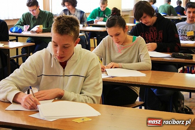 Zdjęcie w galerii na portalu naszraciborz.pl: Matematyczna elita rywalizuje w G3 wiadomości z regionu