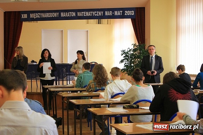 Zdjęcie w galerii na portalu naszraciborz.pl: Matematyczna elita rywalizuje w G3 wiadomości z regionu