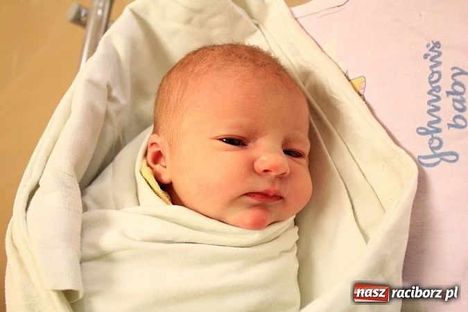 Zdjęcie w galerii na portalu naszraciborz.pl: Kasia i Darek cieszą się z narodzin córeczki wiadomości z regionu
