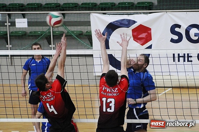 Zdjęcie w galerii na portalu naszraciborz.pl: Zakłady pracy walczą o puchar prezydenta wiadomości z regionu