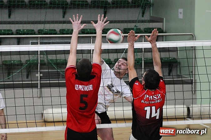 Zdjęcie w galerii na portalu naszraciborz.pl: Zakłady pracy walczą o puchar prezydenta wiadomości z regionu