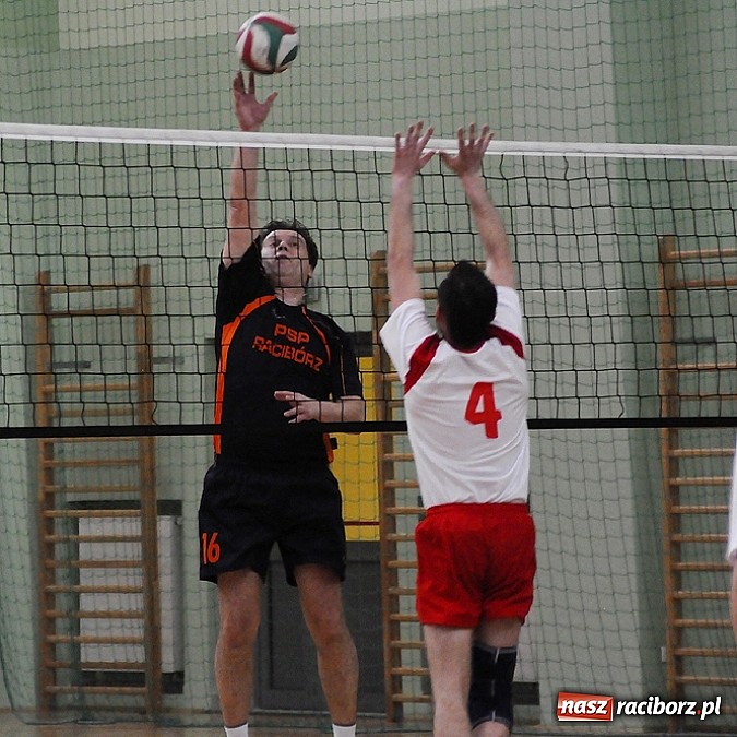 Zdjęcie w galerii na portalu naszraciborz.pl: Zakłady pracy walczą o puchar prezydenta wiadomości z regionu