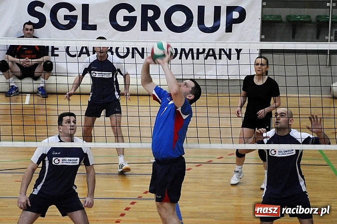 Zdjęcie w galerii na portalu naszraciborz.pl: Zakłady pracy walczą o puchar prezydenta wiadomości z regionu