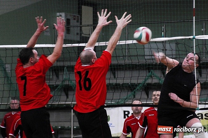 Zdjęcie w galerii na portalu naszraciborz.pl: Zakłady pracy walczą o puchar prezydenta wiadomości z regionu