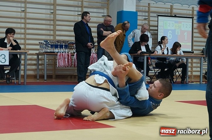 Zdjęcie w galerii na portalu naszraciborz.pl: Łamator drużynowym mistrzem Polski wiadomości z regionu