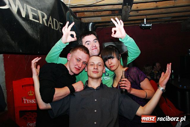 Zdjęcie w galerii na portalu naszraciborz.pl: Magiel towarzyski wiadomości z regionu