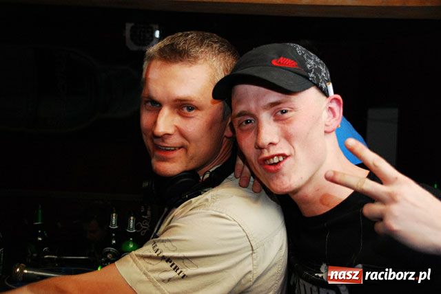 Zdjęcie w galerii na portalu naszraciborz.pl: Magiel towarzyski wiadomości z regionu