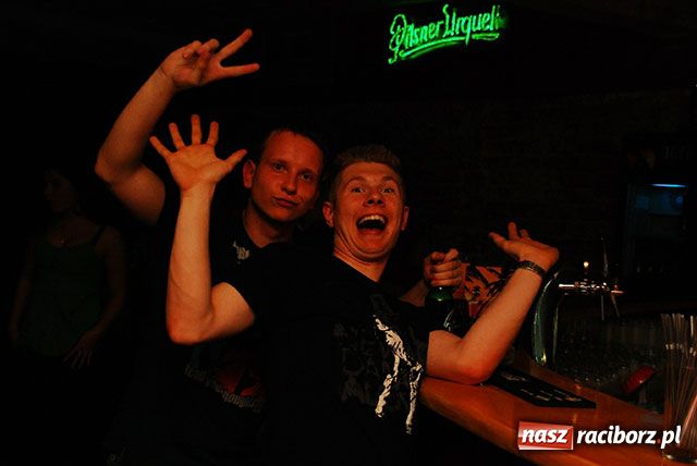 Zdjęcie w galerii na portalu naszraciborz.pl: Magiel towarzyski wiadomości z regionu