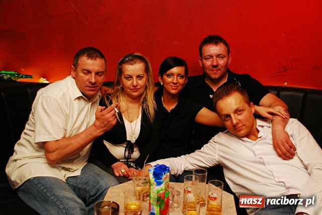 Zdjęcie w galerii na portalu naszraciborz.pl: Magiel towarzyski wiadomości z regionu