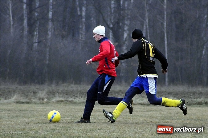Zdjęcie w galerii na portalu naszraciborz.pl: Unia przegrała z Naprzodem Rydułtowy wiadomości z regionu