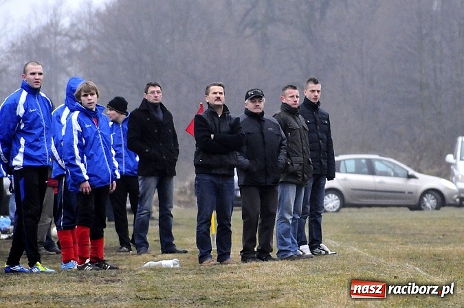 Zdjęcie w galerii na portalu naszraciborz.pl: Unia przegrała z Naprzodem Rydułtowy wiadomości z regionu