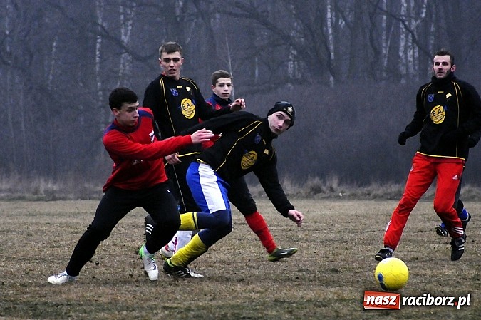Zdjęcie w galerii na portalu naszraciborz.pl: Unia przegrała z Naprzodem Rydułtowy wiadomości z regionu