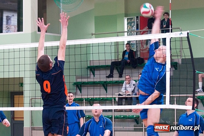 Zdjęcie w galerii na portalu naszraciborz.pl: Rafako S.A. nie do zatrzymania. Puchar Prezydenta został obroniony wiadomości z regionu